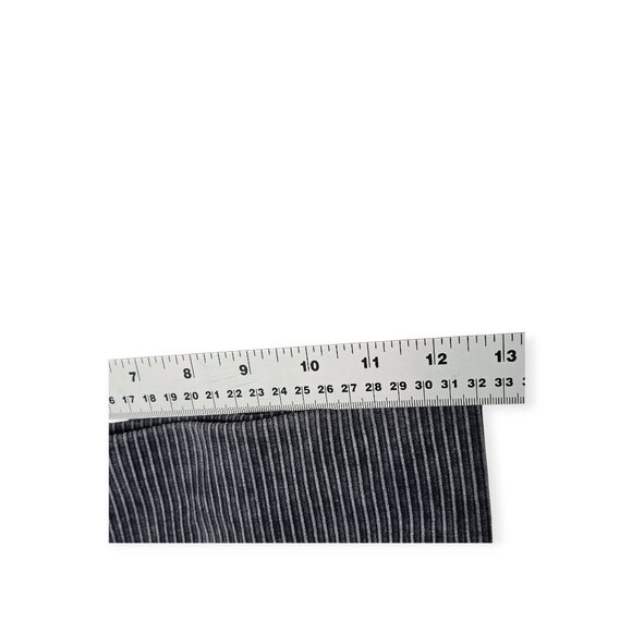 Zenana Washed Seamless High-Waisted Ribbed Shorts L/XL Gray - Picture 5 of 6